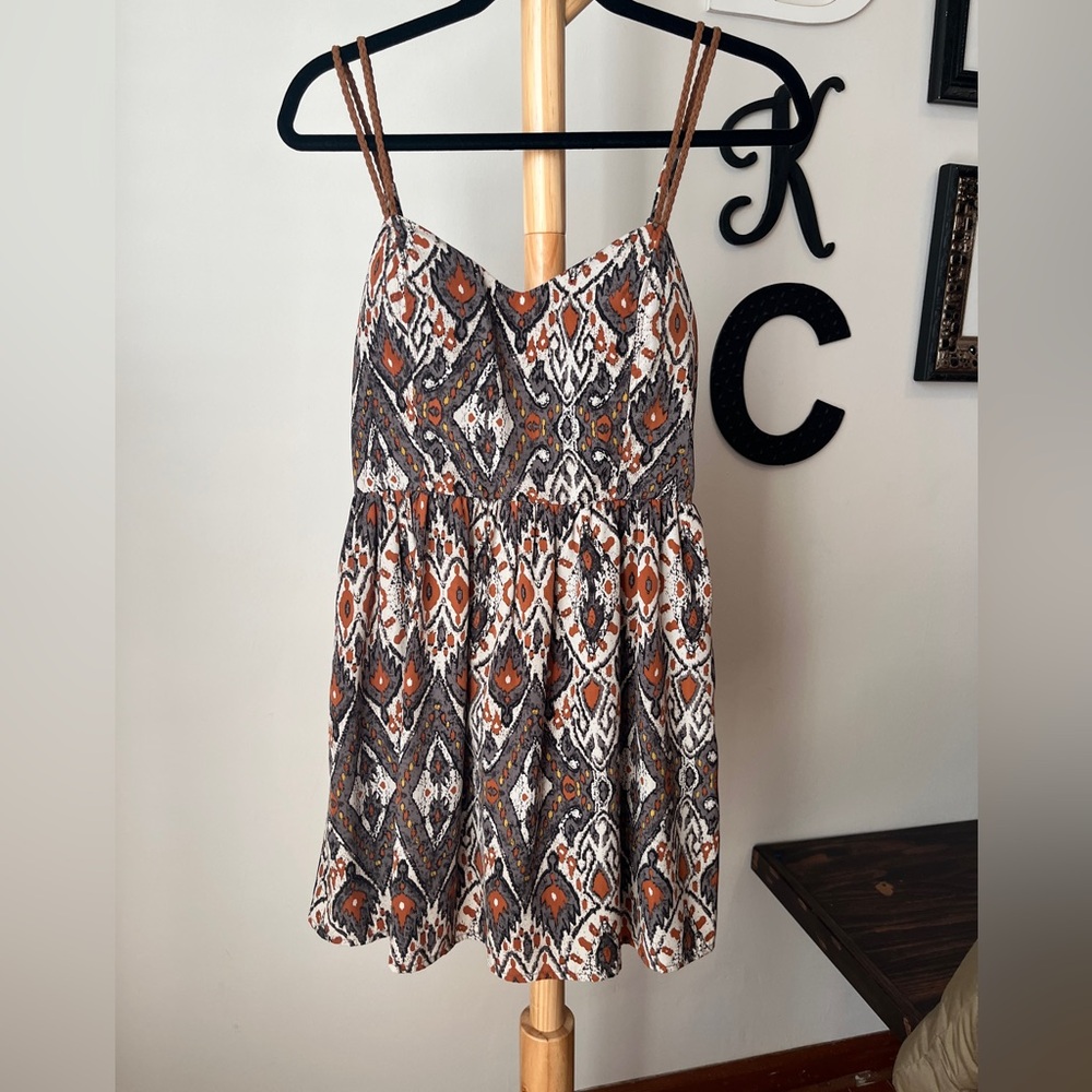 Brown Western Boho Mjni Dress Size Medium Braided “Leather” Adjustable Straps